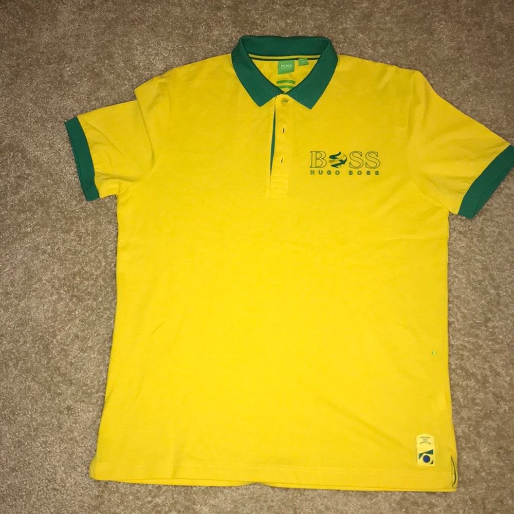 Men’s Hugo boss polo size extra large